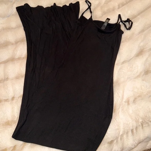 skims lounge dress - Picture 3 of 3